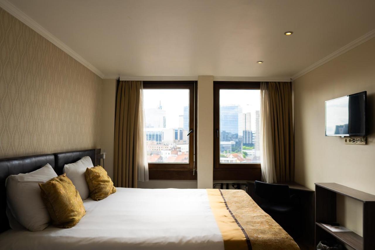 The Helmet Hotel Saint-Josse-ten-Noode Экстерьер фото